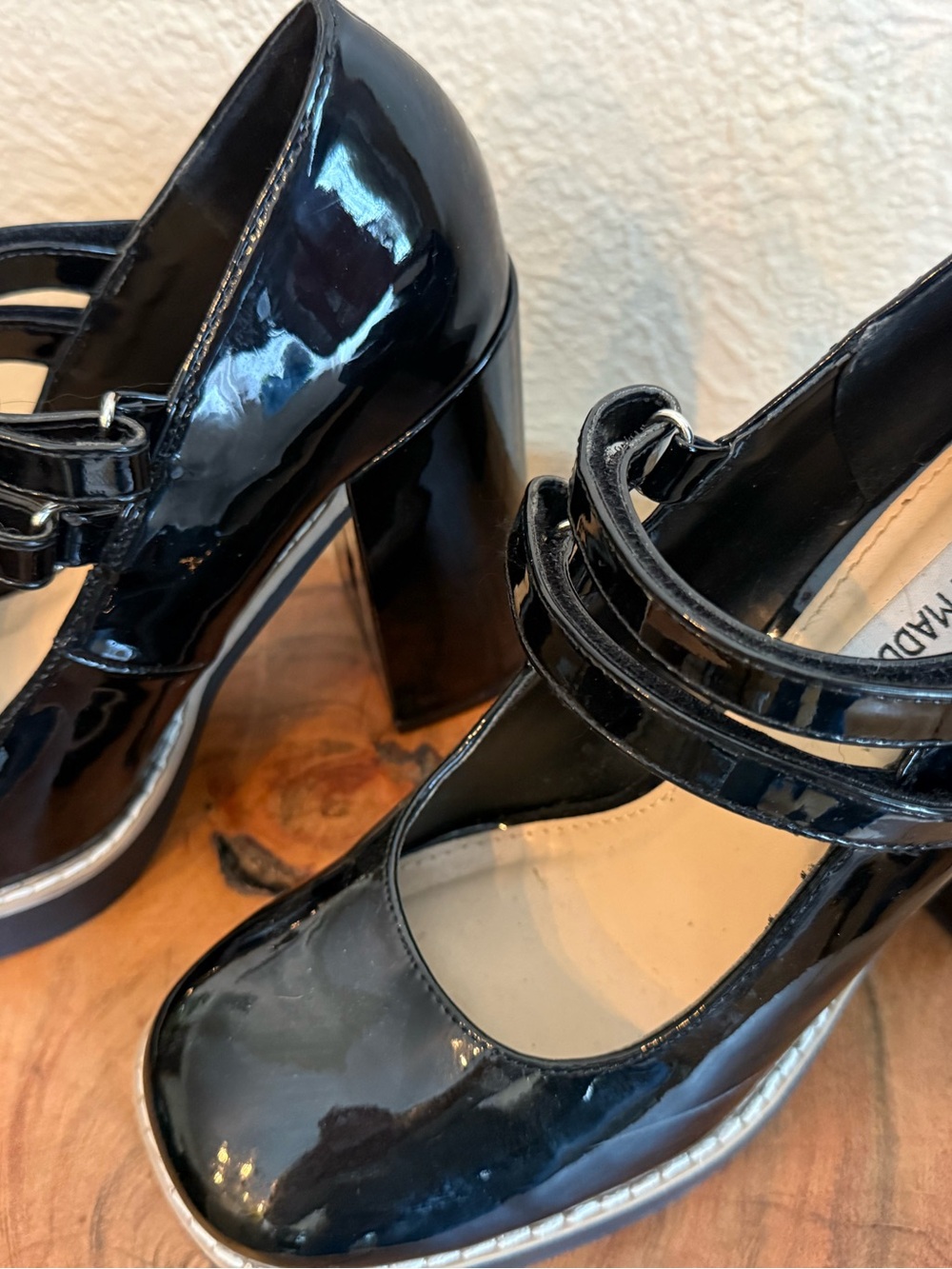 Steve Madden Black Patent Mary Jane Platform Heels | Size 7 - Picture 9 of 10